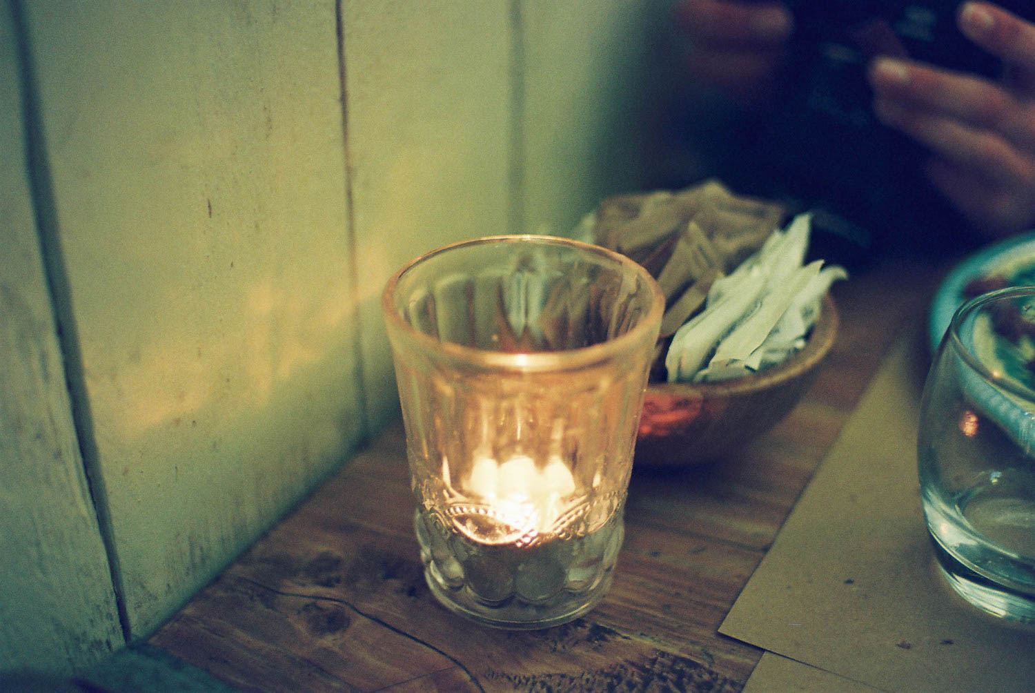 Travel photograph of a Candle at 00 Restaurant in Lecco, Puglia, Italy